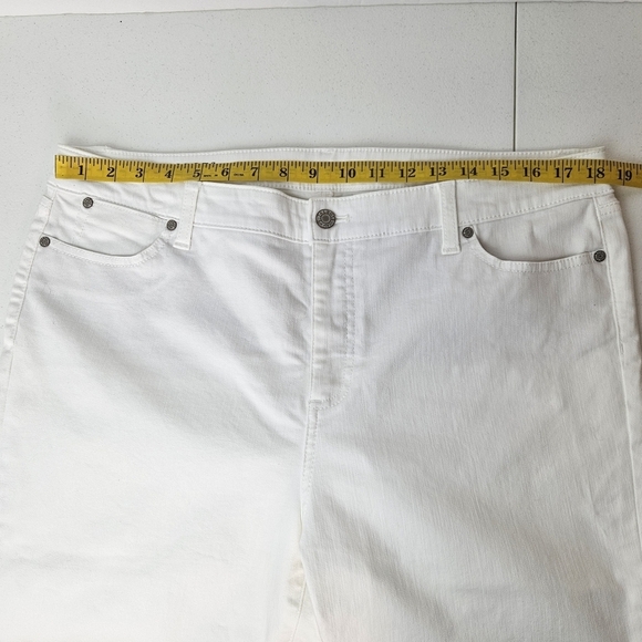 Talbots Flawless White Denim Pedal Pusher Capris Pants Size 16P Petite - Picture 7 of 12